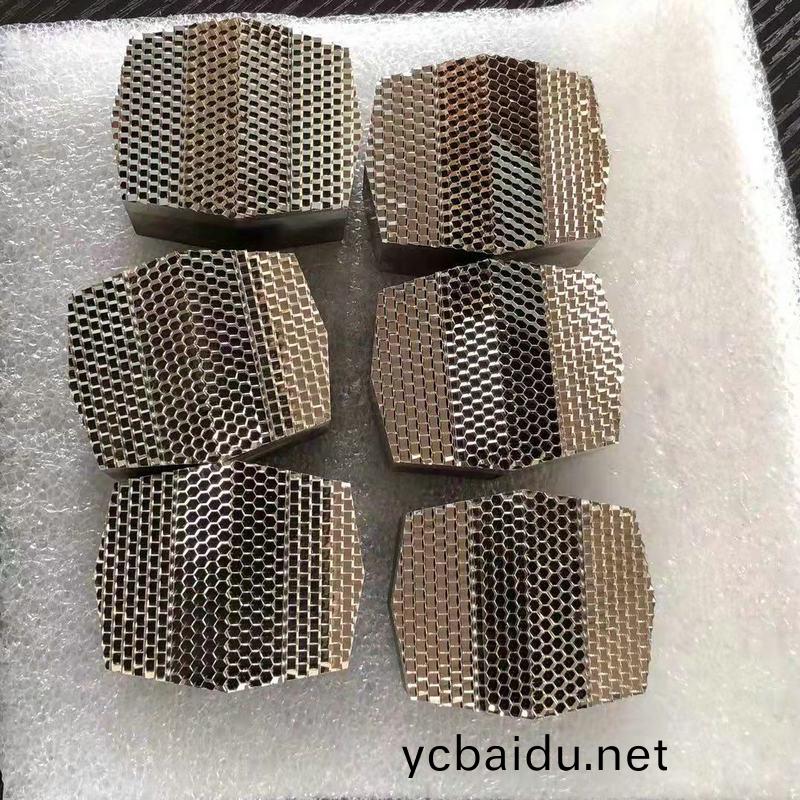 燈罩糢具10